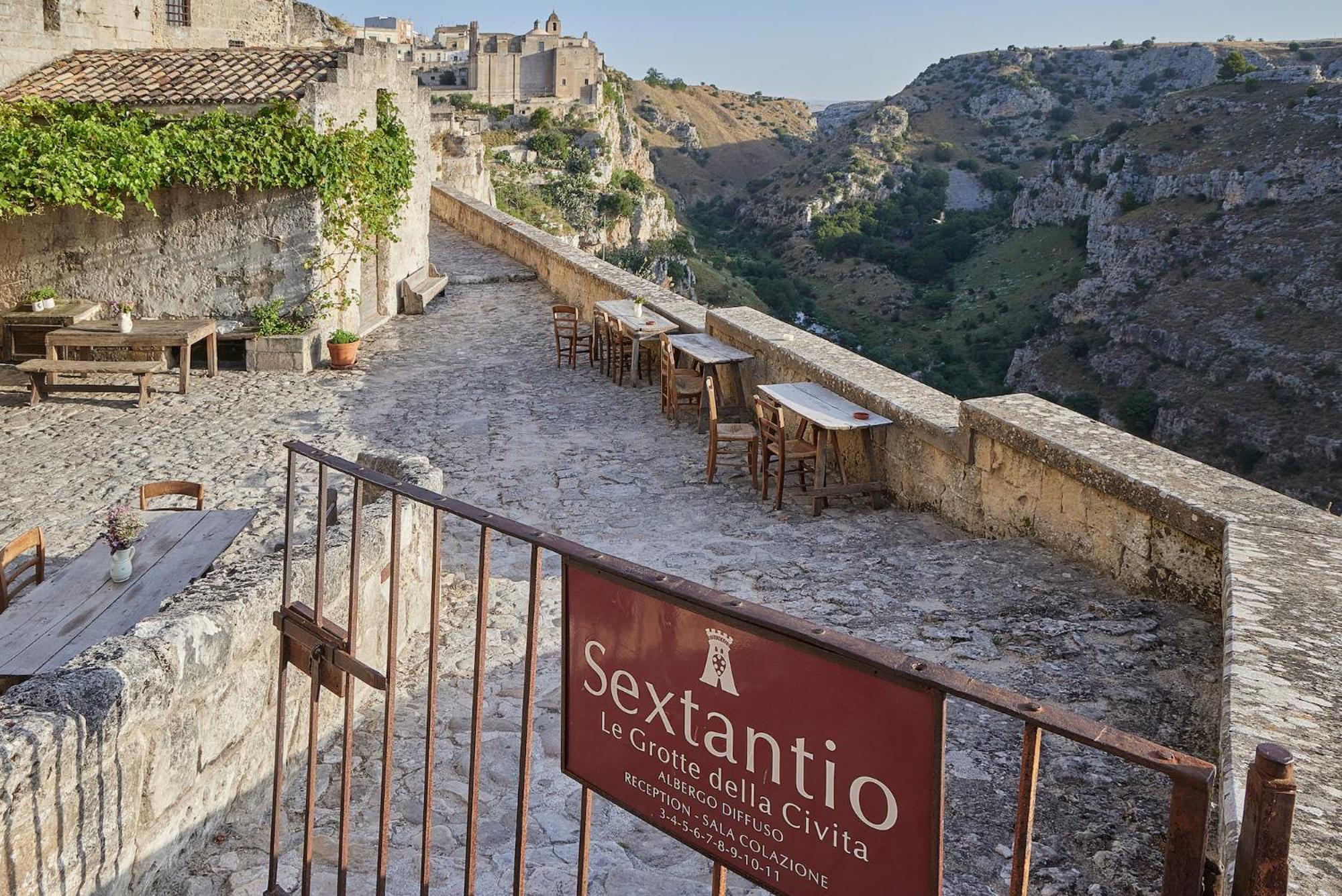 Hotel Sextantio Le Grotte Della Civita à Matera Extérieur photo